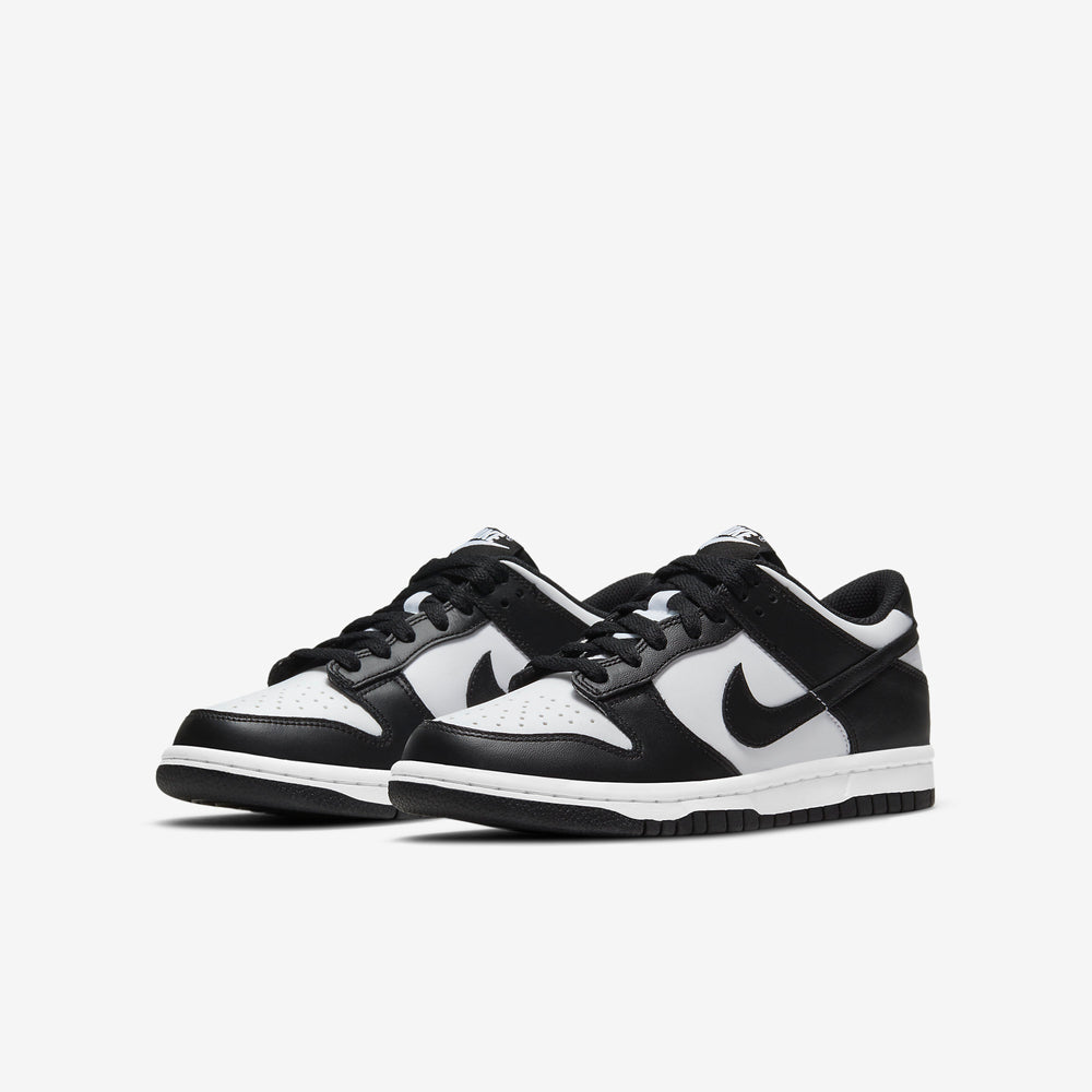 GS Nike Dunk Low “Panda”